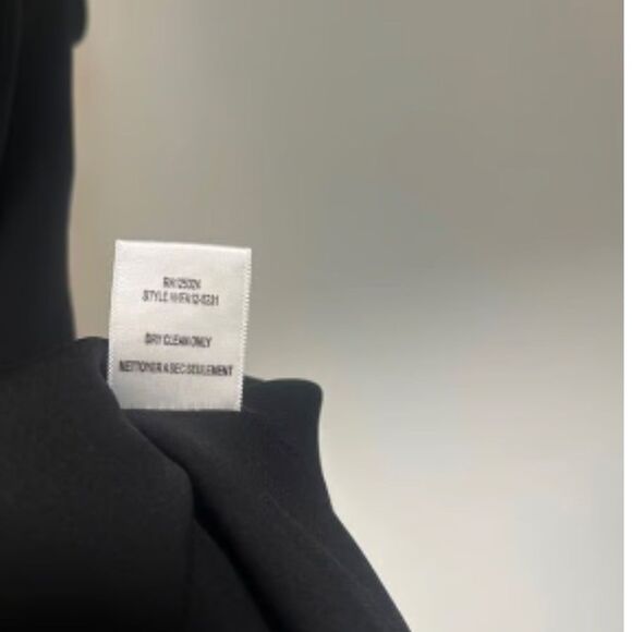 Haute Hippie open-back top, date night classic - Picture 7 of 7